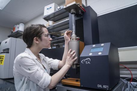 TA Instruments DIL 821; PC: Barbara Alper