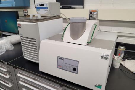 Netzsch NanoFlash Thermal Diffusivity Analyzer